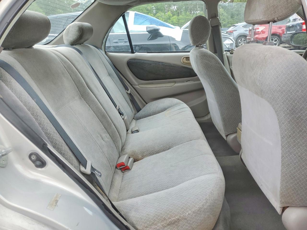 2000 Toyota Corolla Ve Серебряный vin: 1NXBR12E3YZ383820