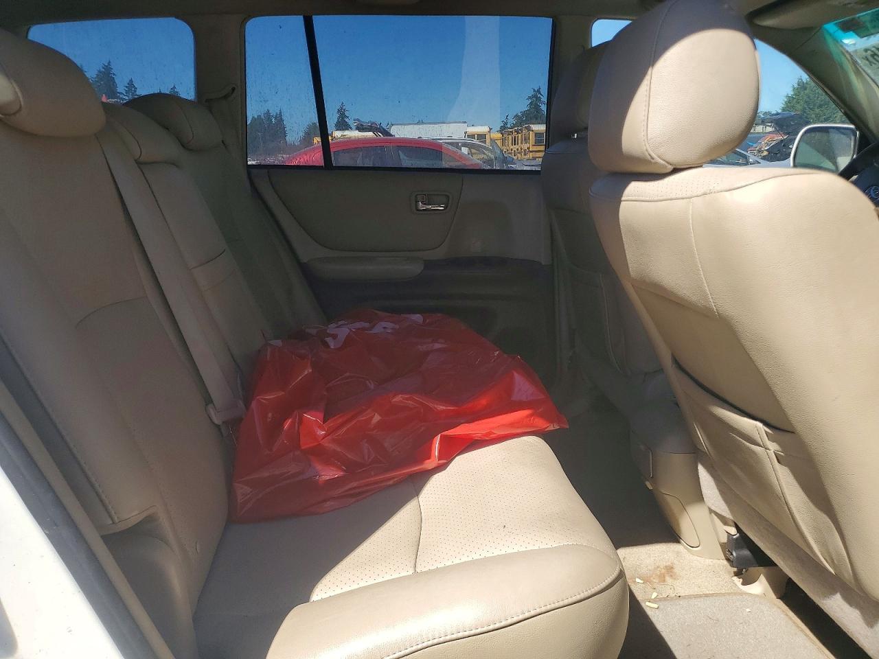 2007 Toyota Highlander Sport White vin: JTEGP21AX70137336