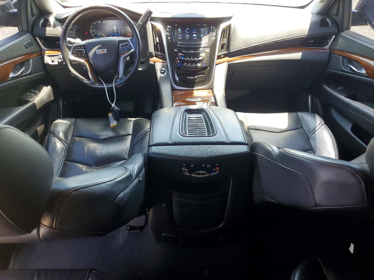 2020 Cadillac Escalade Esv Luxury Black vin: 1GYS3HKJ3LR145760
