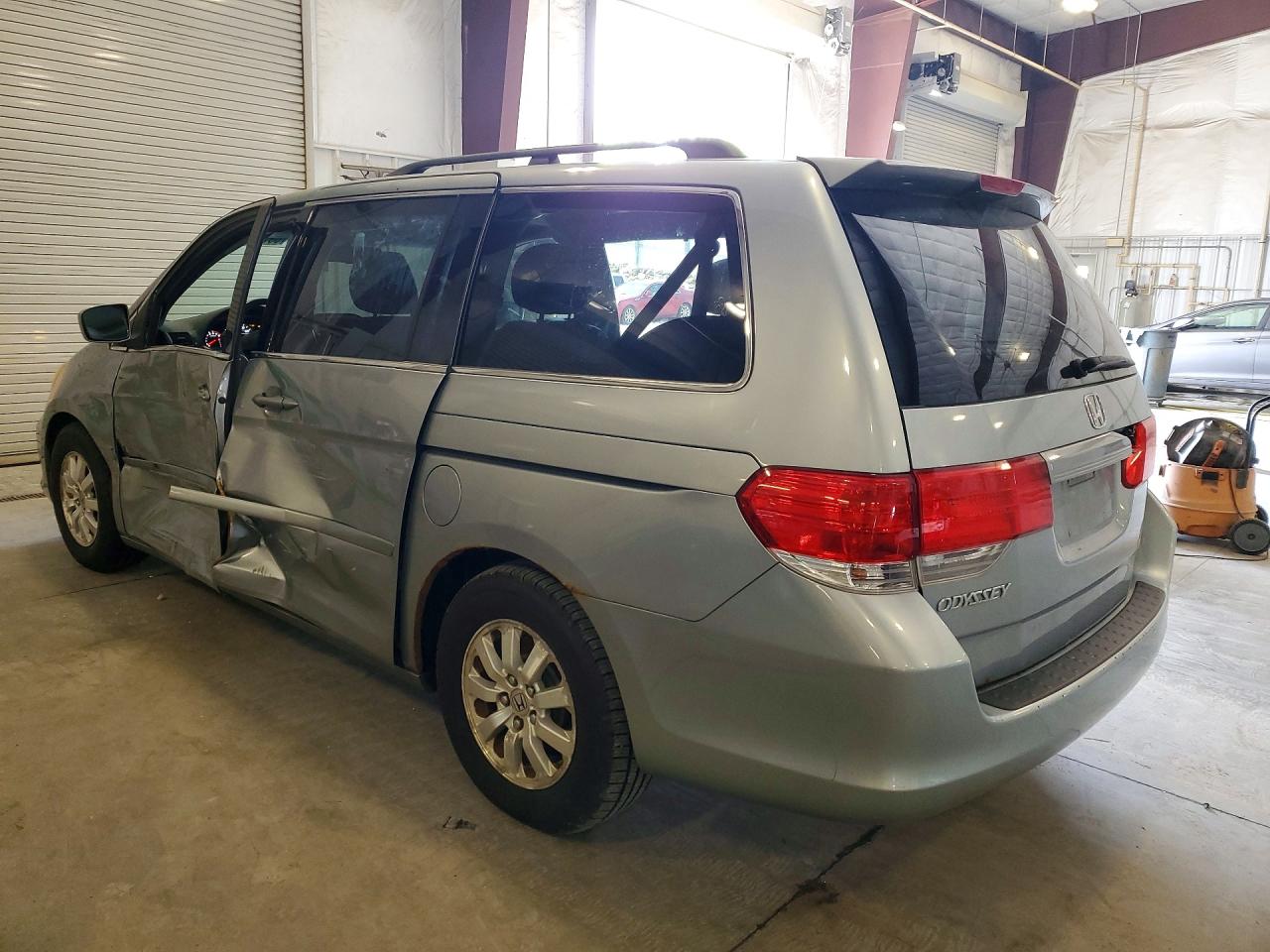 2009 Honda Odyssey Exl Silver vin: 5FNRL38729B021724