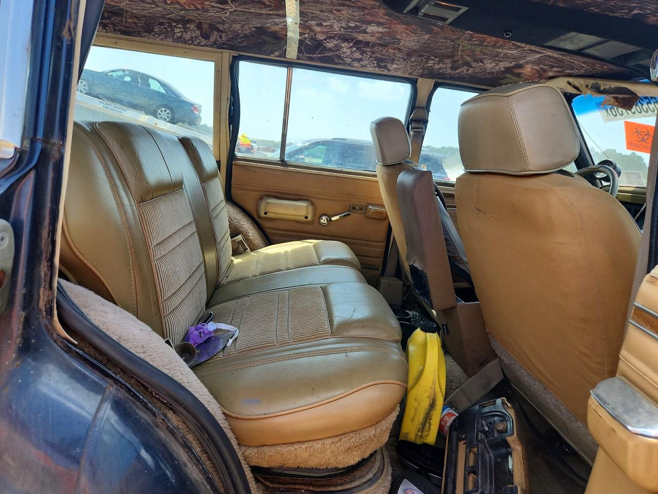 1989 Jeep Grand Wagoneer Two Tone vin: 1J4GS5871KP111278