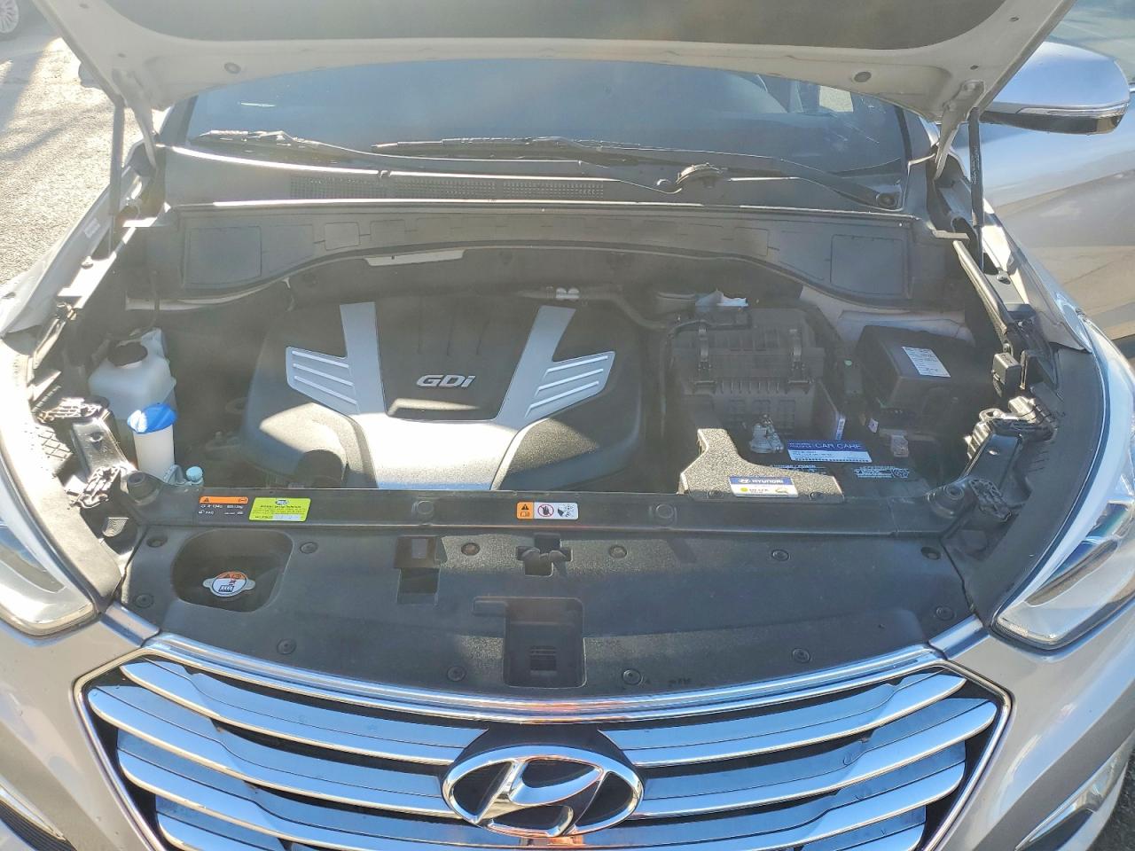 2014 Hyundai Santa Fe Gls Серебряный vin: KM8SNDHF2EU047360