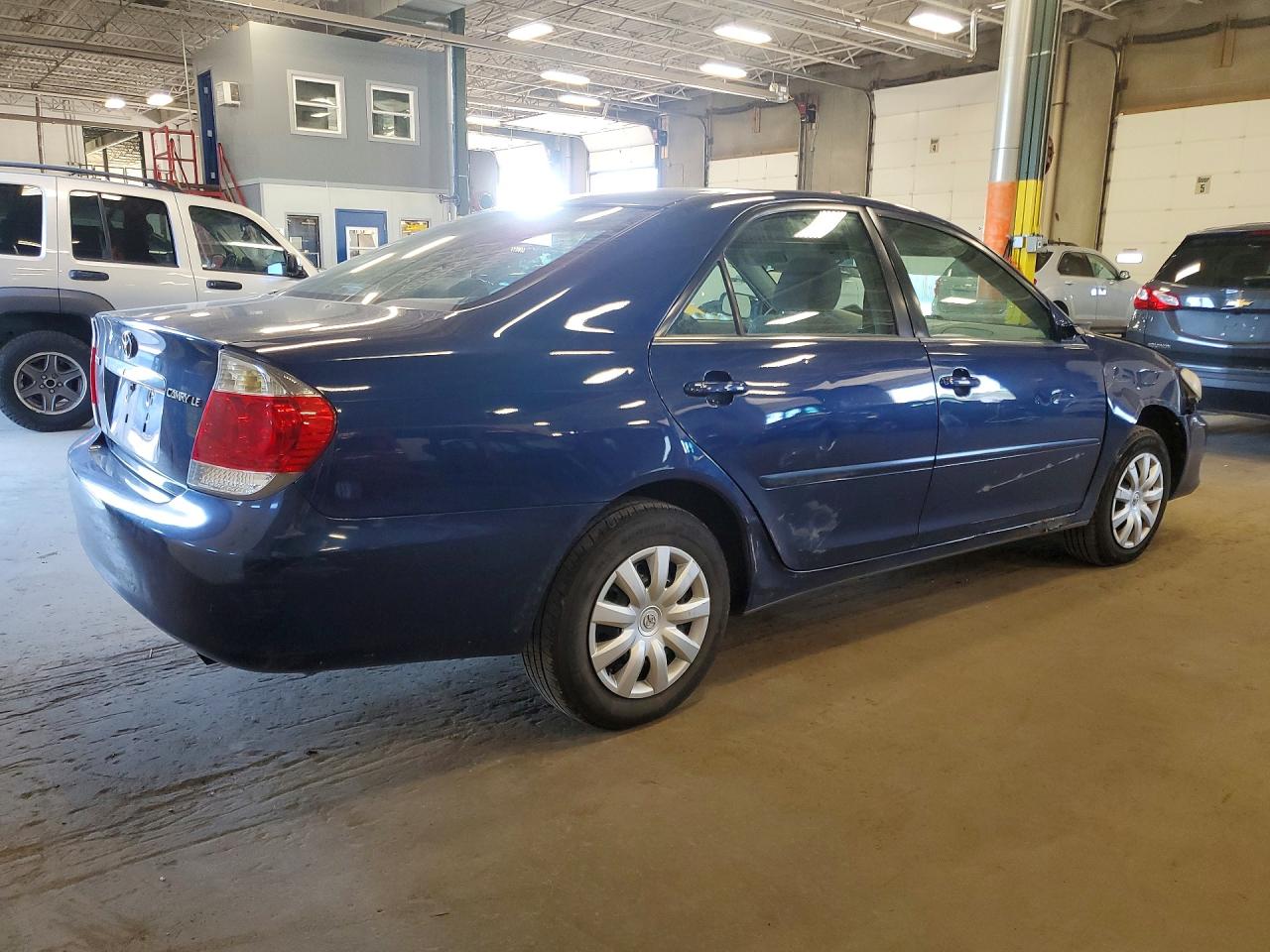 2006 Toyota Camry Le Blue vin: 4T1BE32K16U130618