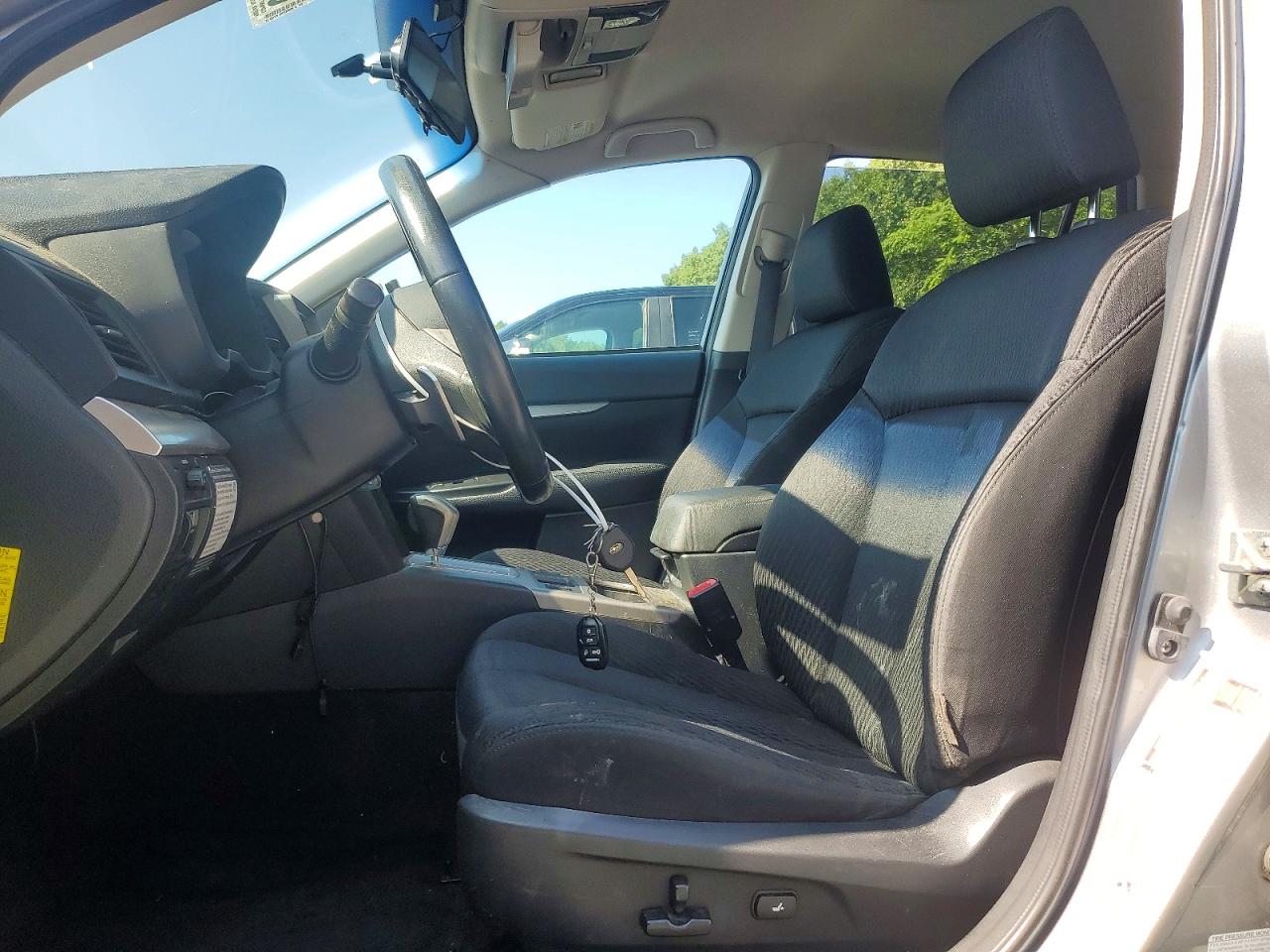 2011 Subaru Outback 2.5i Premium Silver vin: 4S4BRBCCXB3427635