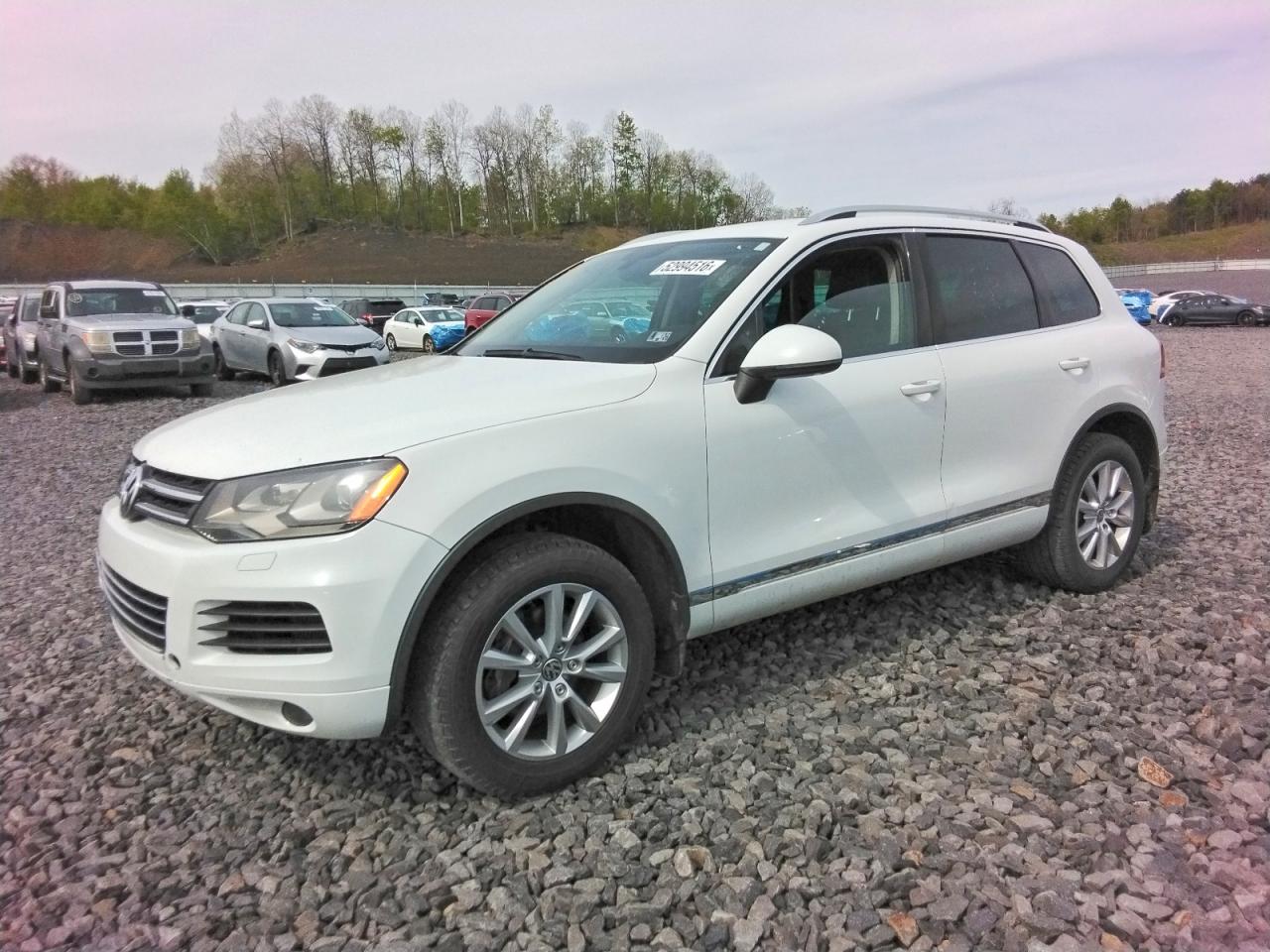 2014 Volkswagen Touareg V6 Tdi White vin: WVGEP9BP6ED013038