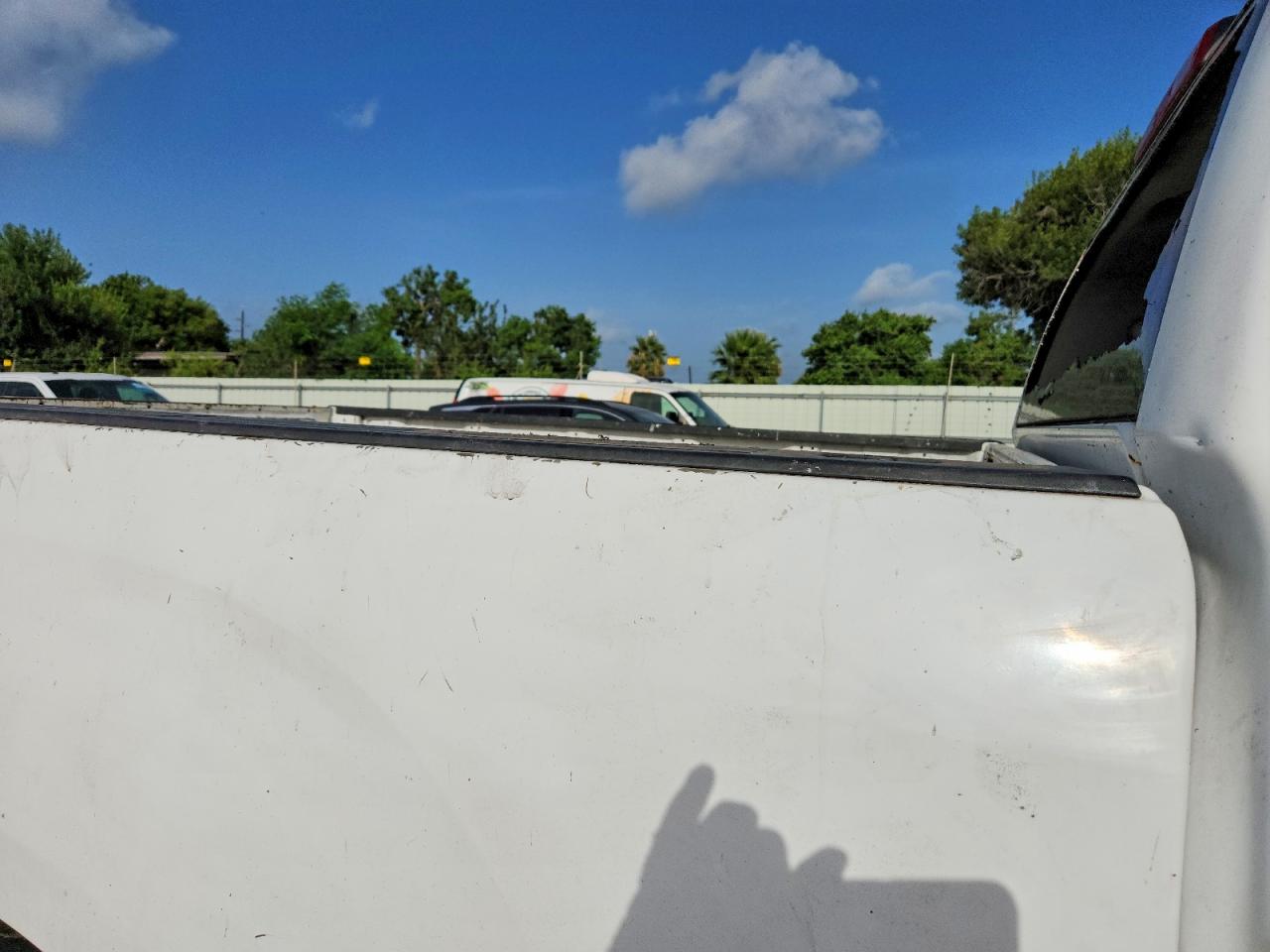 2010 Toyota Tundra Grade White vin: 5TFJM5F12AX001035