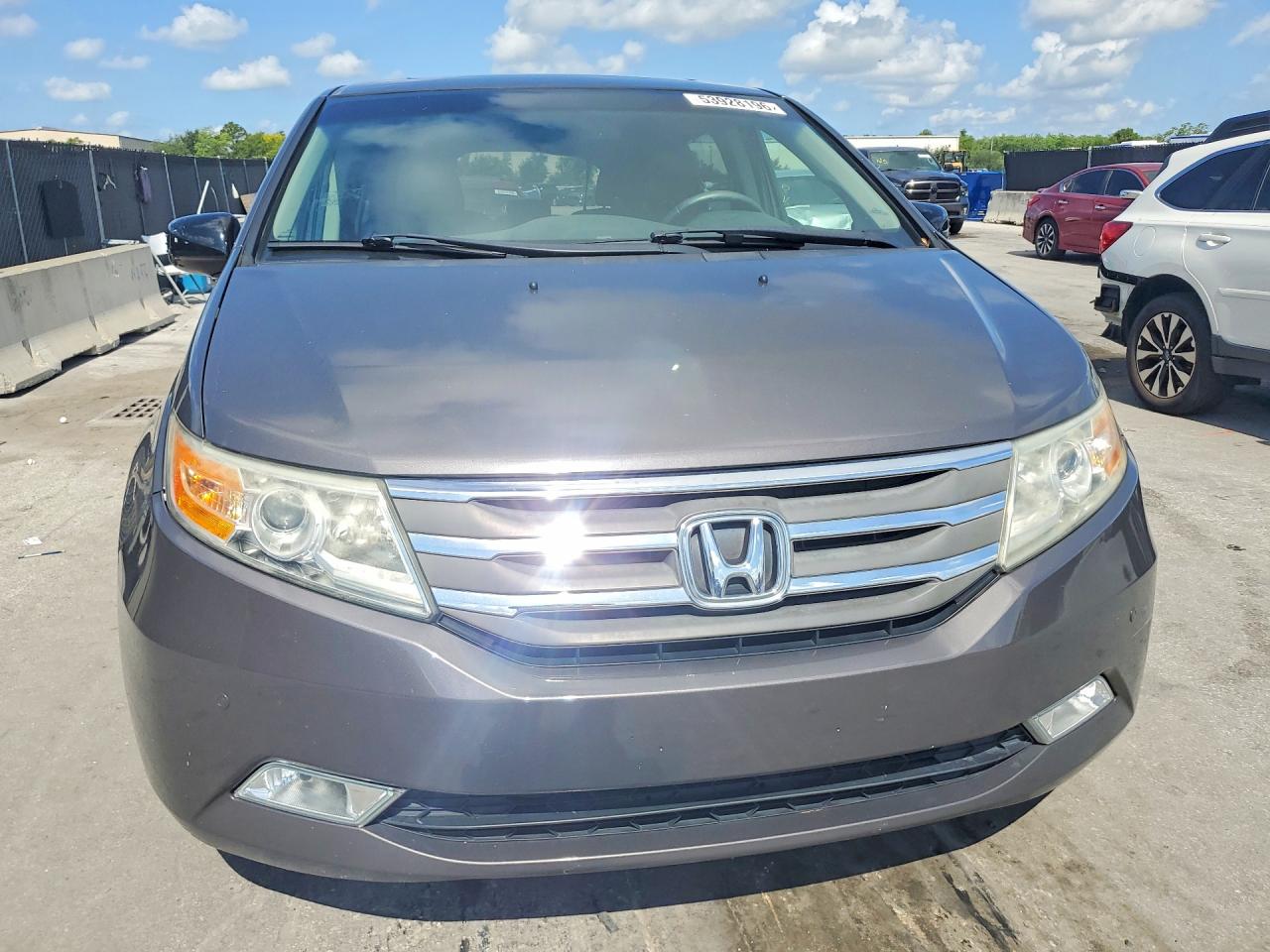 2012 Honda Odyssey Touring Gray vin: 5FNRL5H93CB130939