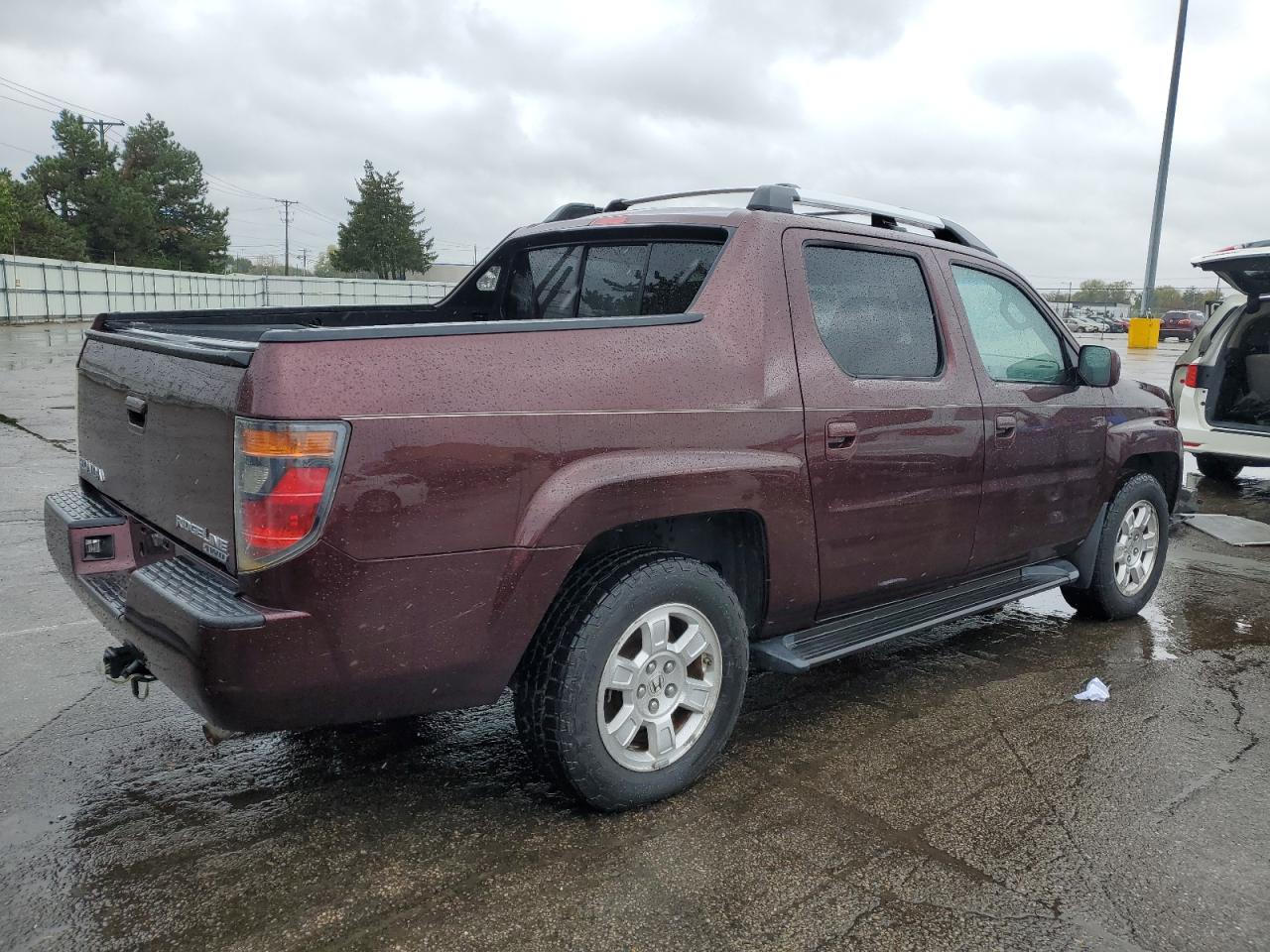 2008 Honda Ridgeline Rtl Burgundy vin: 2HJYK16578H518728