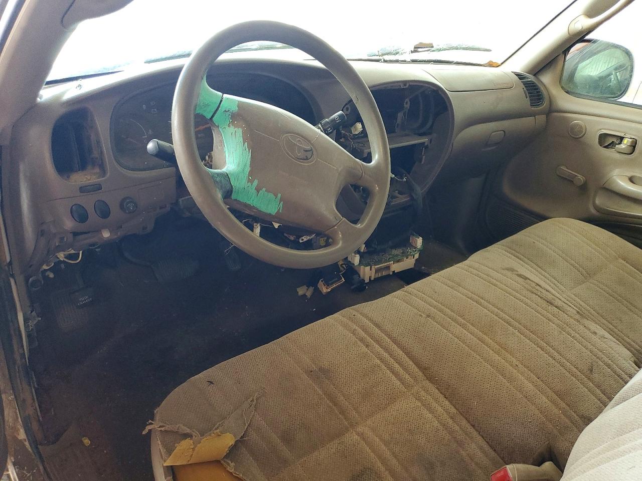 2000 Toyota Tundra Base Gray vin: 5TBJN3217YS073123