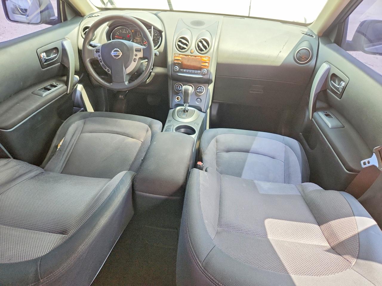 2012 Nissan Rogue S Silver vin: JN8AS5MT8CW609732