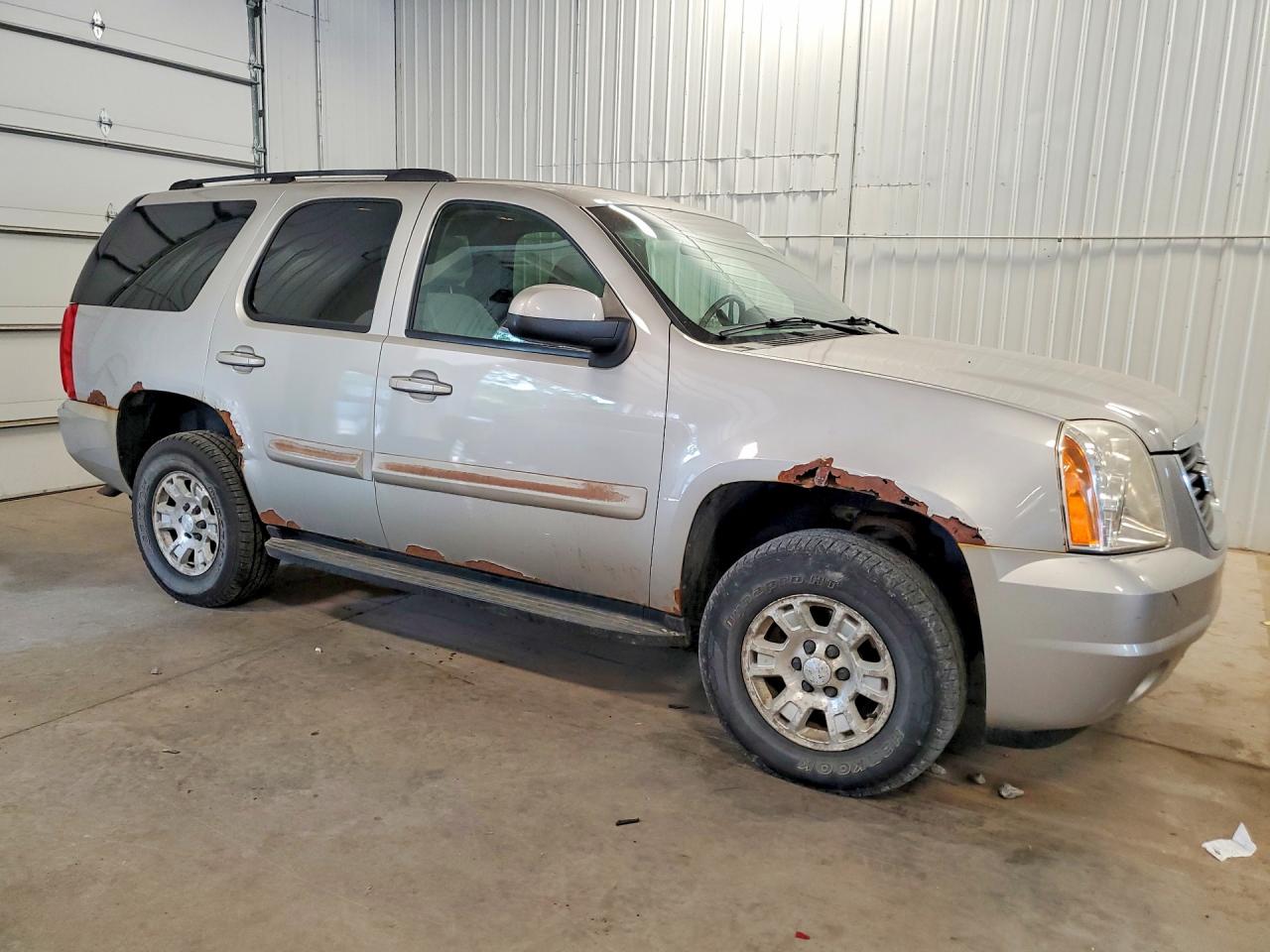 2007 Gmc Yukon Gray vin: 1GKFK13087J285089