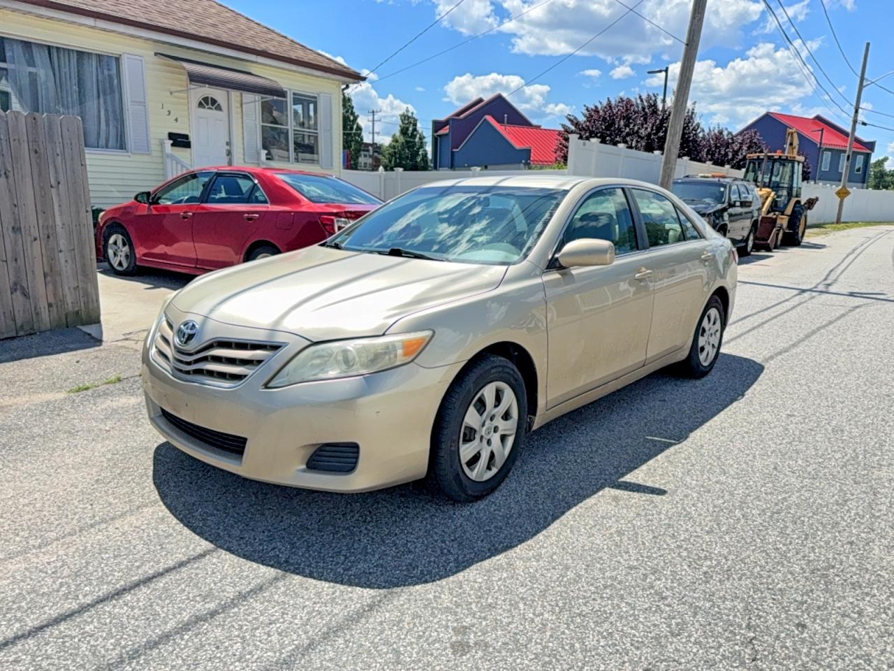 2011 Toyota Camry Base Gold vin: 4T4BF3EK6BR098855