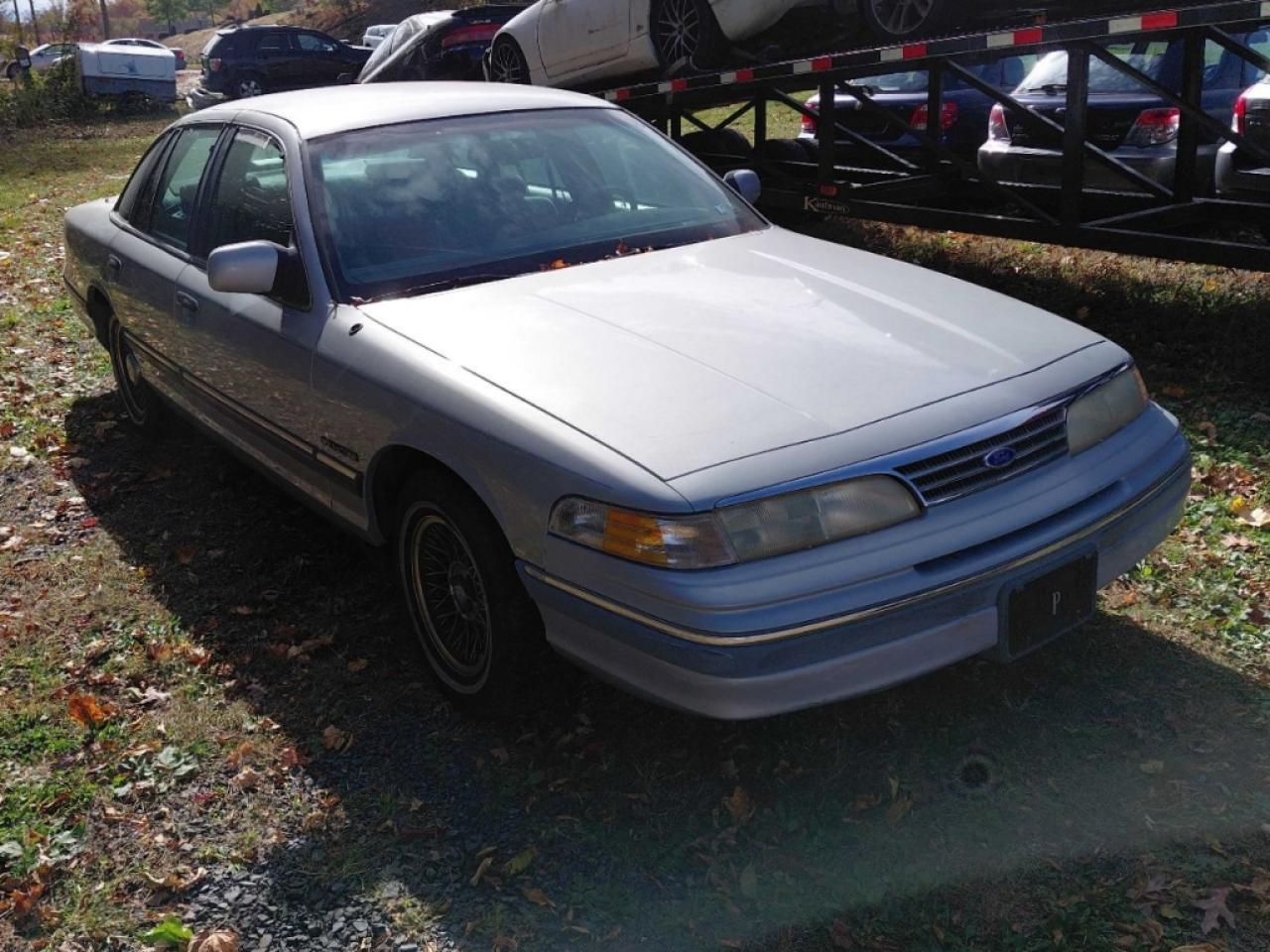 1994 Ford Crown Victoria Lx Blue vin: 2FALP74W5RX203065