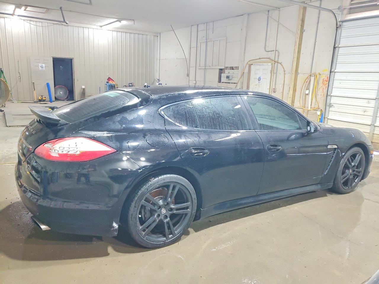 2012 Porsche Panamera 2 Black vin: WP0AA2A77CL071949