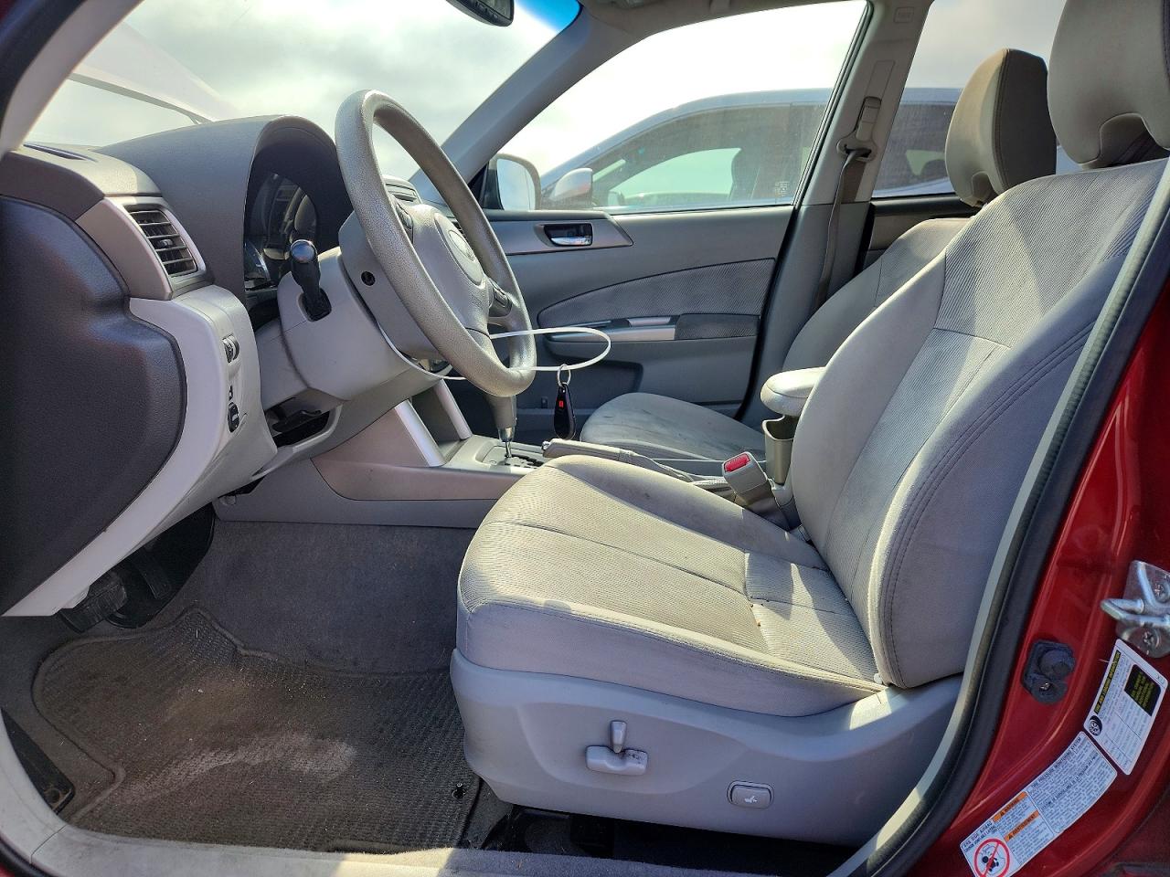 2010 Subaru Forester 2.5x Premium Red vin: JF2SH6CC2AH744701