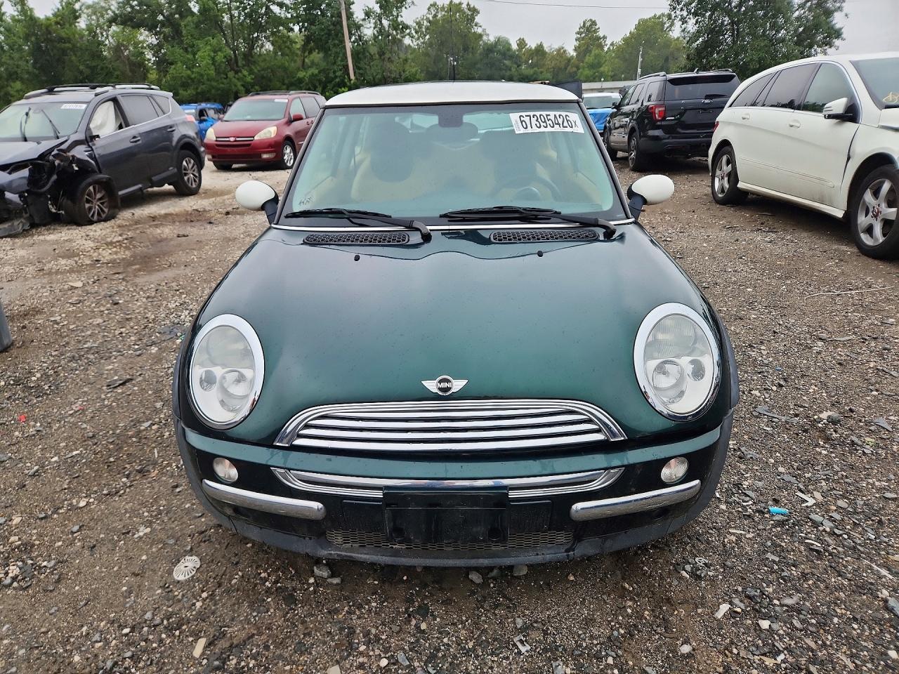 2003 Mini Cooper Green vin: WMWRC33413TE18214