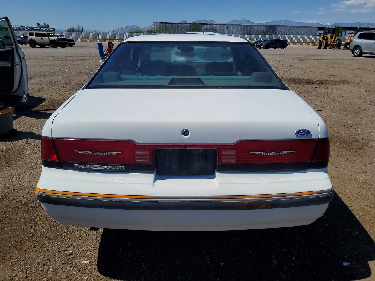 1989 Ford Thunderbird White vin: 1FAPP6046KH107791