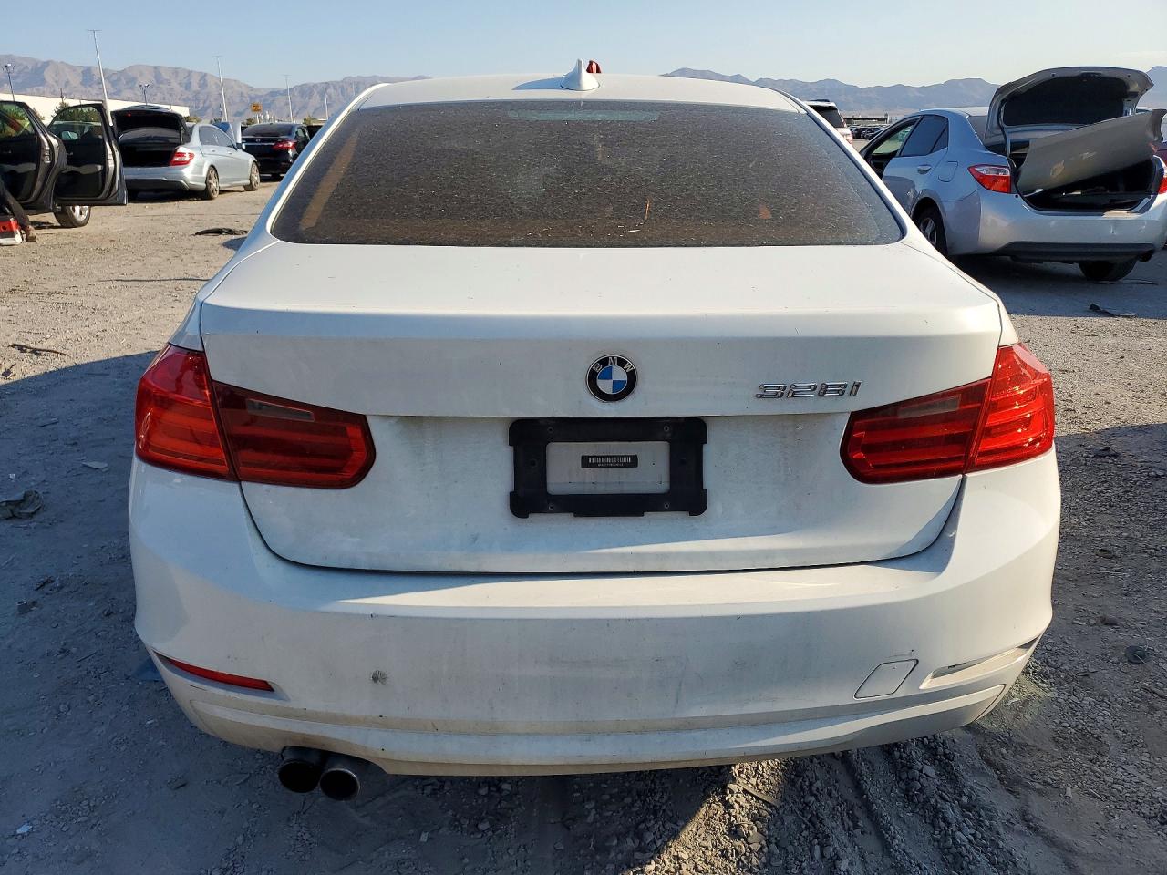 2012 Bmw 328 I Sulev White vin: WBA3C1C50CF433124