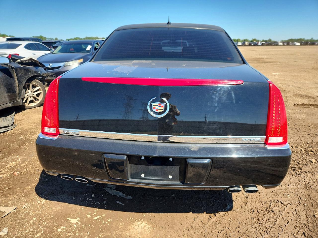 2008 Cadillac Professional Chassis Black vin: 1GEEK90YX8U550554