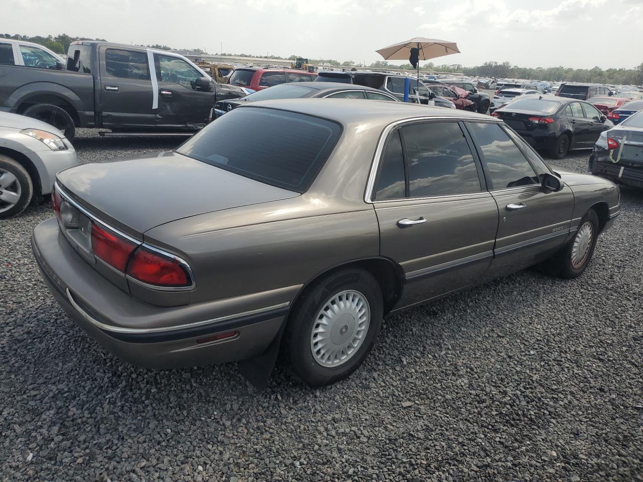 1999 Buick Lesabre Custom Beige vin: 1G4HP52K7XH470673