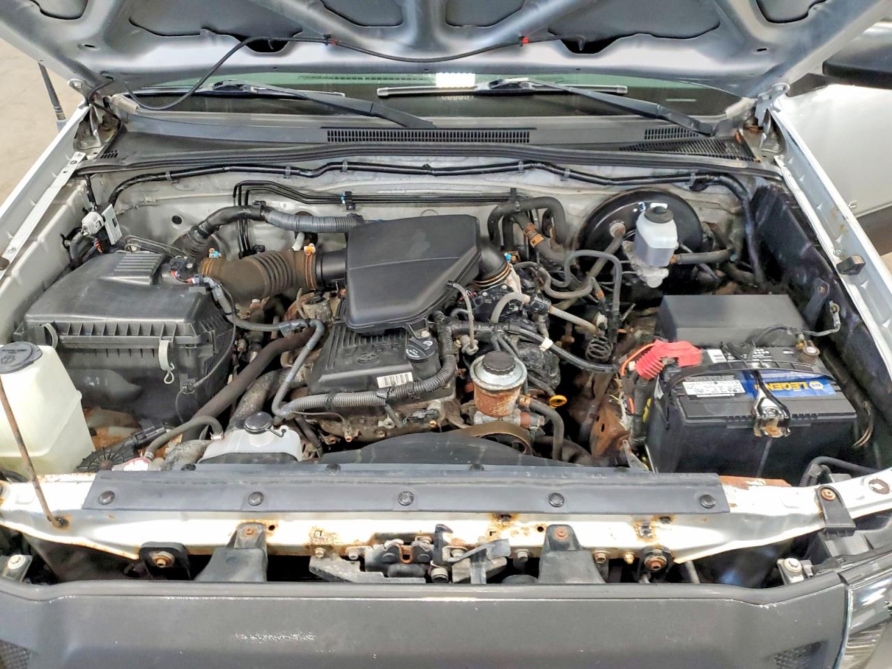 2006 Toyota Tacoma Base Серебряный vin: 5TEPX42N36Z283352