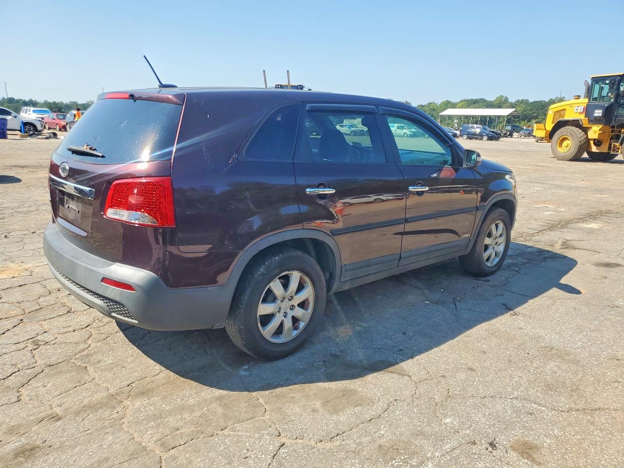 2011 Kia Sorento Lx Burgundy vin: 5XYKTCA18BG074529