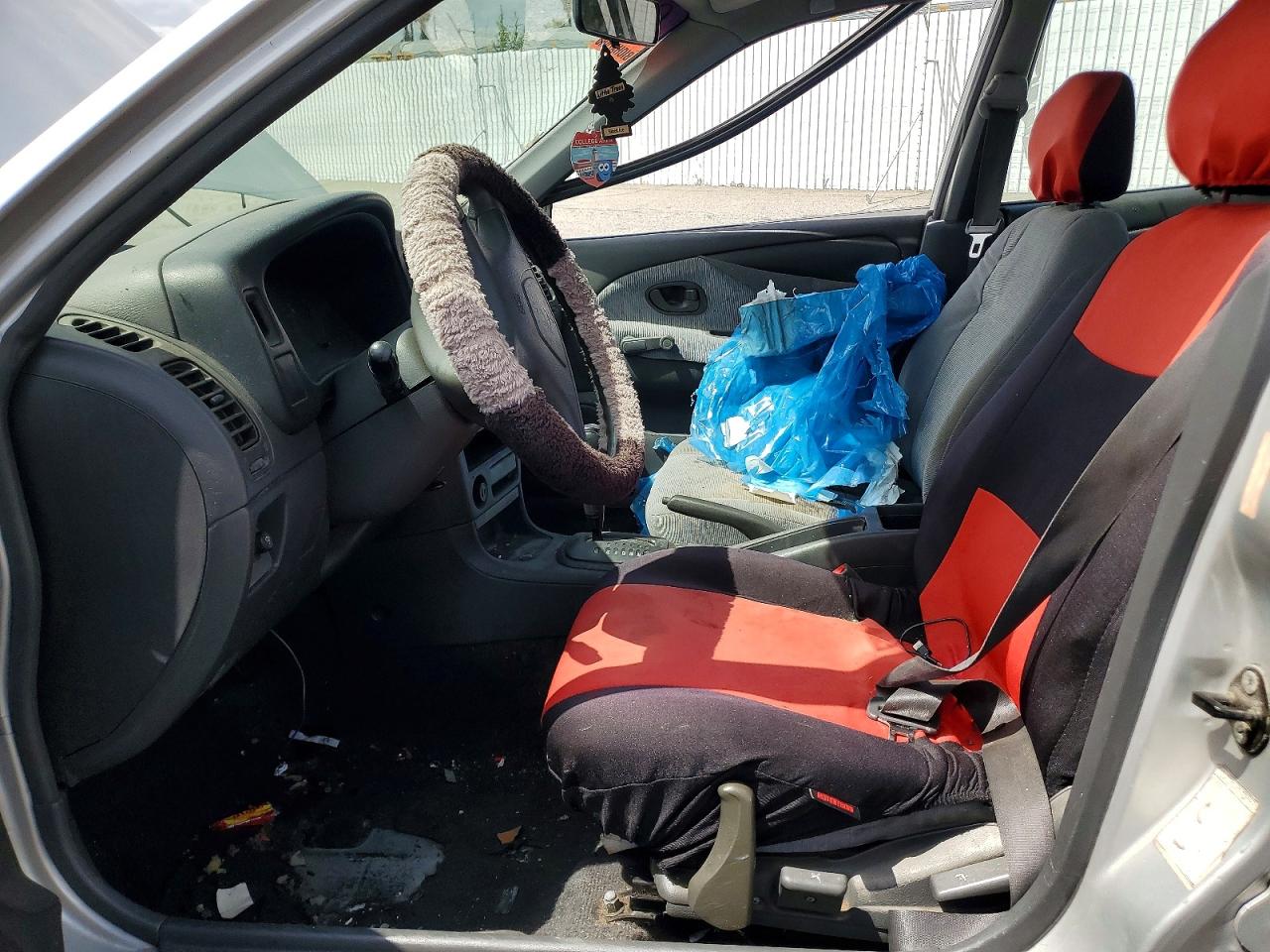 2001 Mitsubishi Mirage Es Silver vin: JA3AY26C51U042215