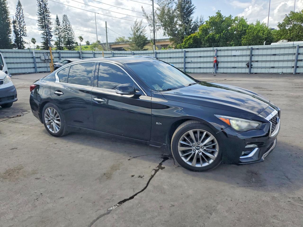 2020 Infiniti Q50 3.0t Luxe Black vin: JN1EV7AP0LM208620