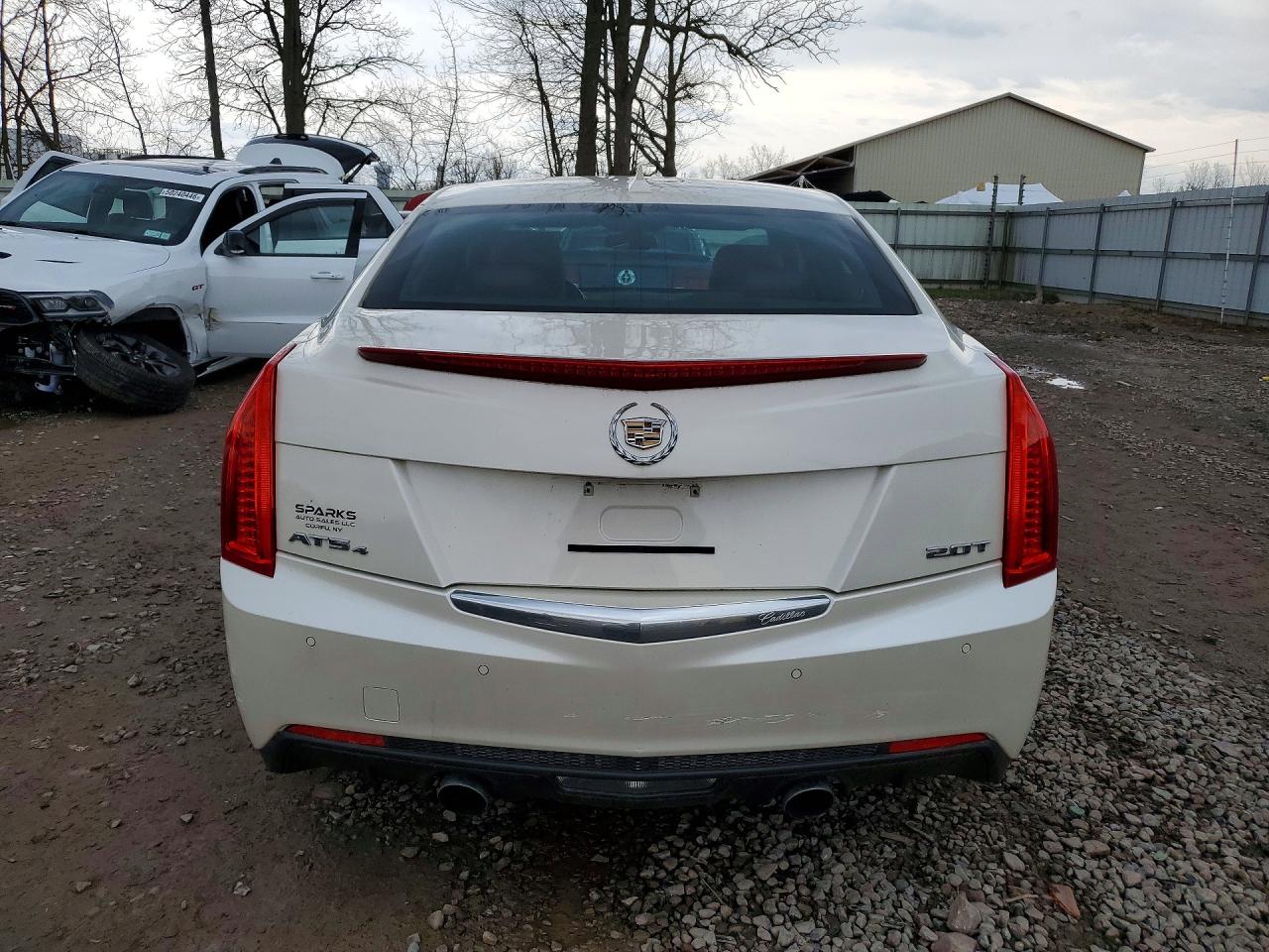 2014 Cadillac Ats Luxury White vin: 1G6AH5RX8E0106958