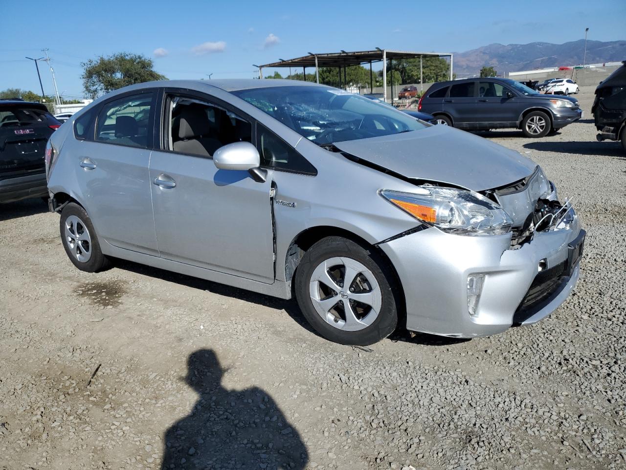 2014 Toyota Prius Серебряный vin: JTDKN3DU7E1735648