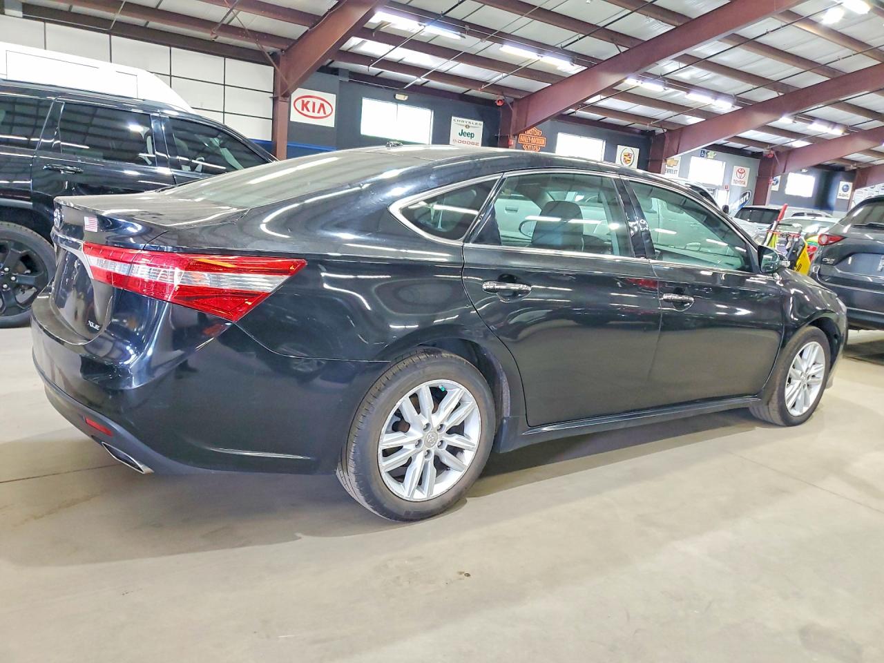 2015 Toyota Avalon Xle Черный vin: 4T1BK1EB5FU165865