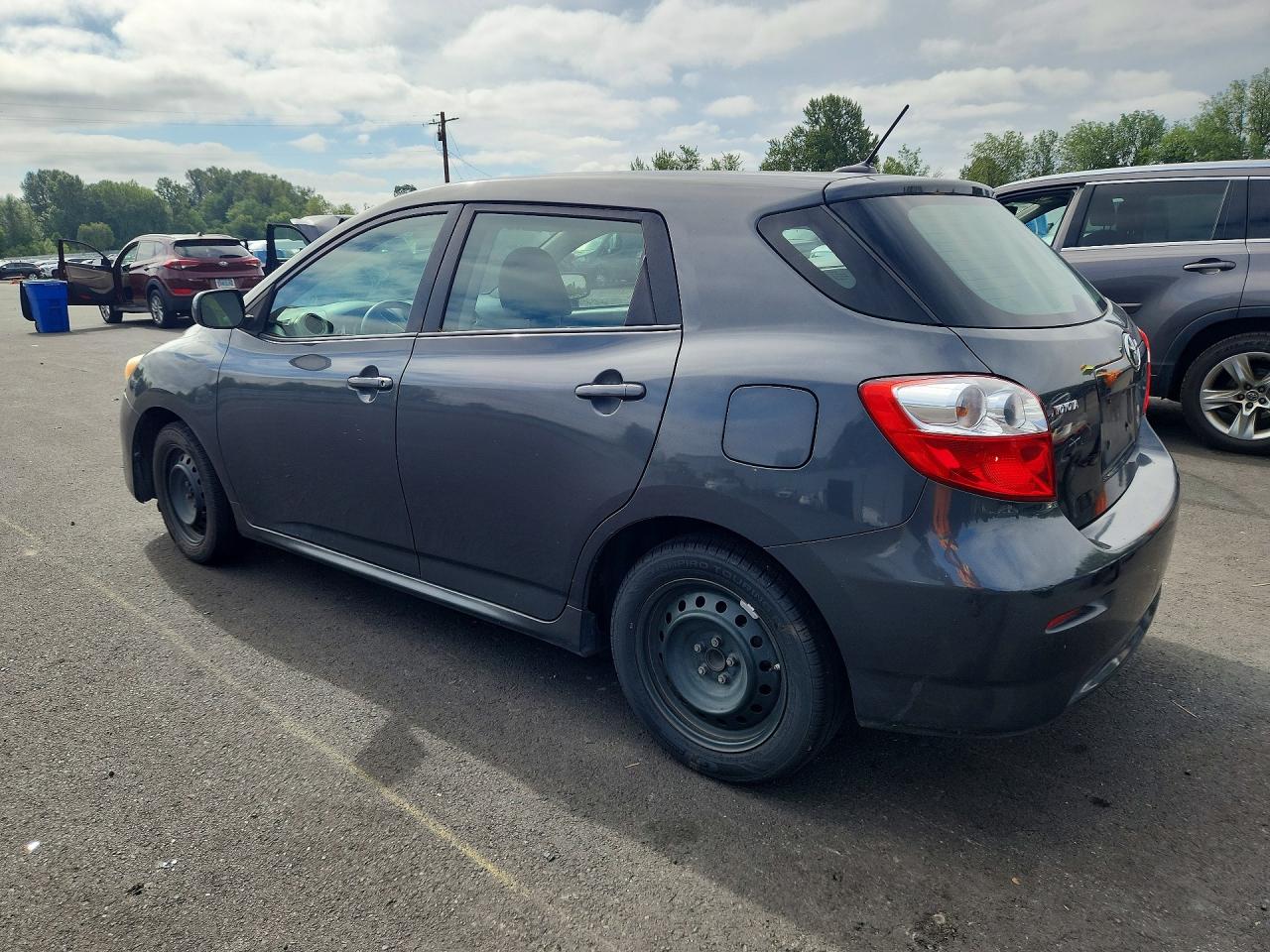 2009 Toyota Matrix Base Gray vin: 2T1KU40E69C053160