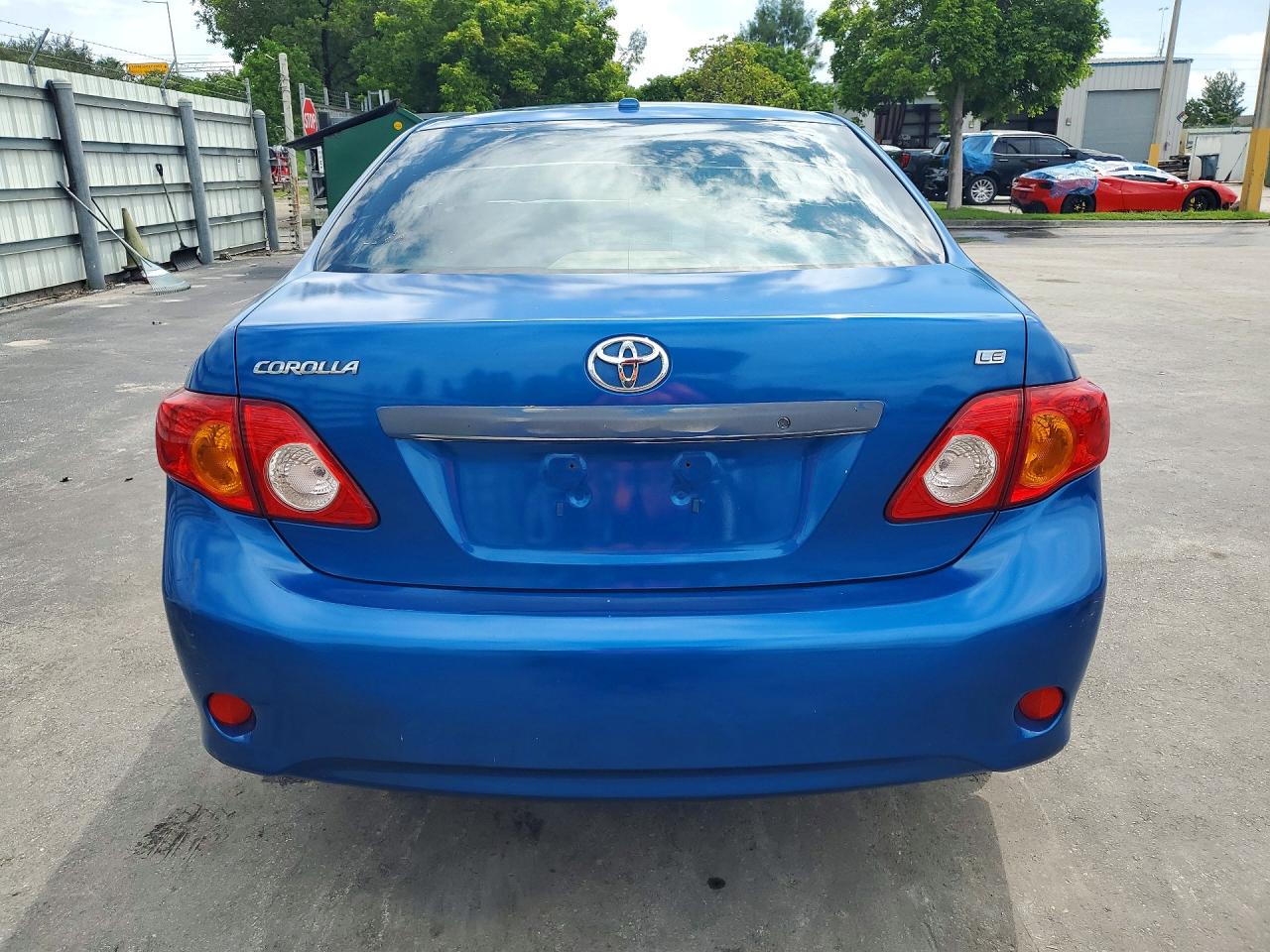 2009 Toyota Corolla Le Blue vin: JTDBL40E699084501