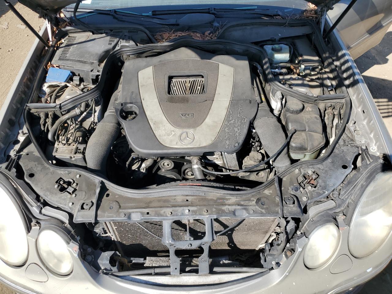 2009 Mercedes-benz E 350   Серый vin: WDBUF56XX9B390719
