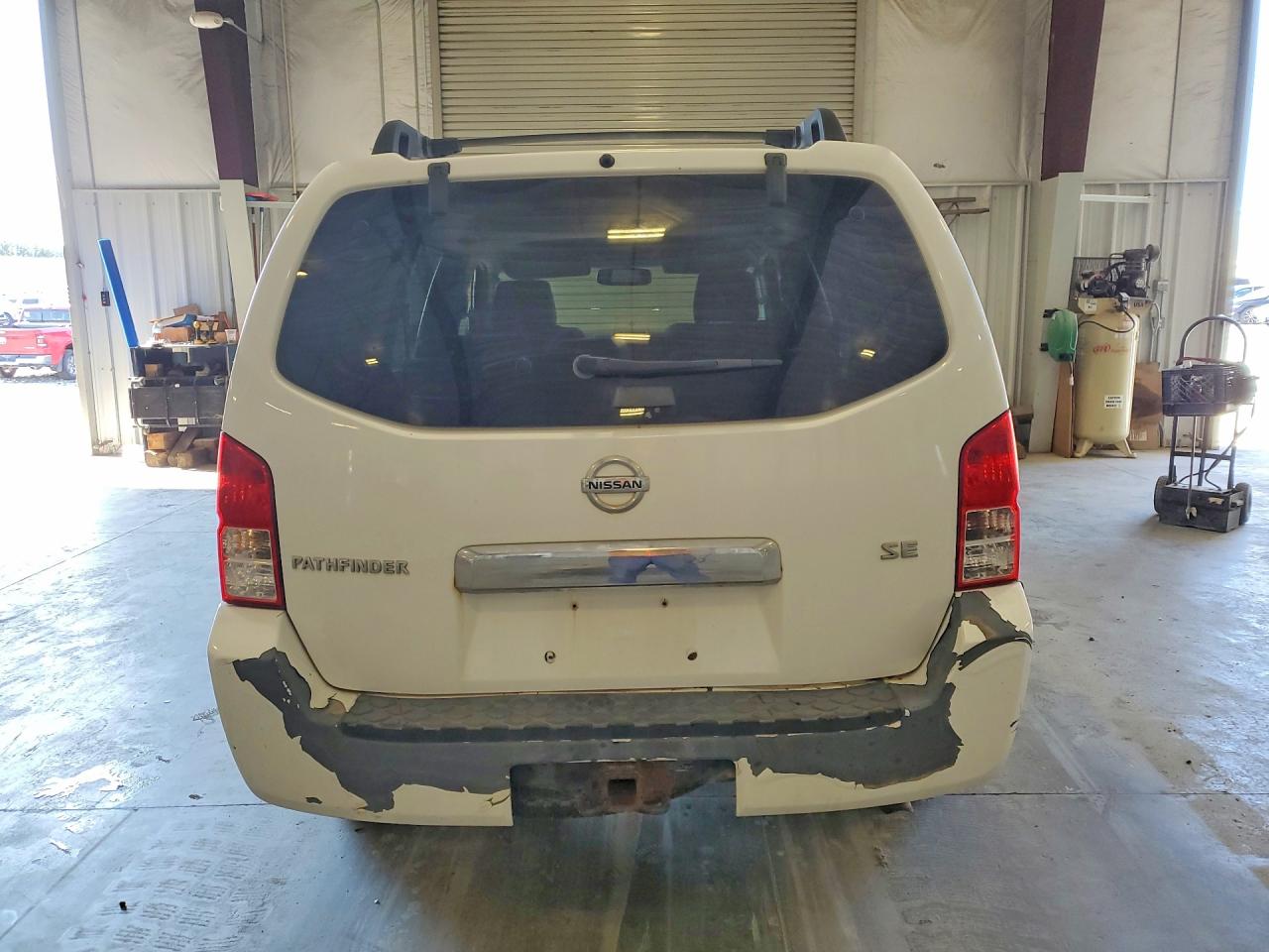 2007 Nissan Pathfinder S White vin: 5N1AR18W77C625153