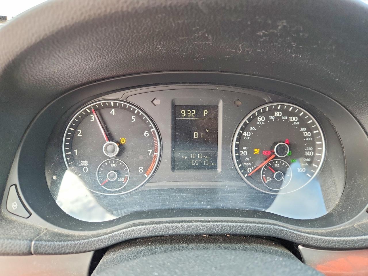 2012 Volkswagen Passat S Серебряный vin: 1VWAP7A39CC065009