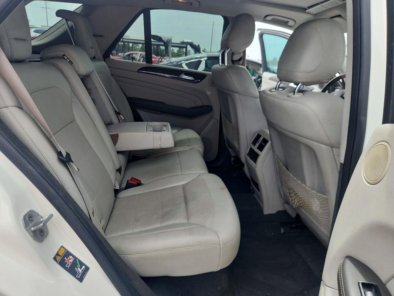 2015 Mercedes-benz Ml 350 White vin: 4JGDA5JB9FA455729