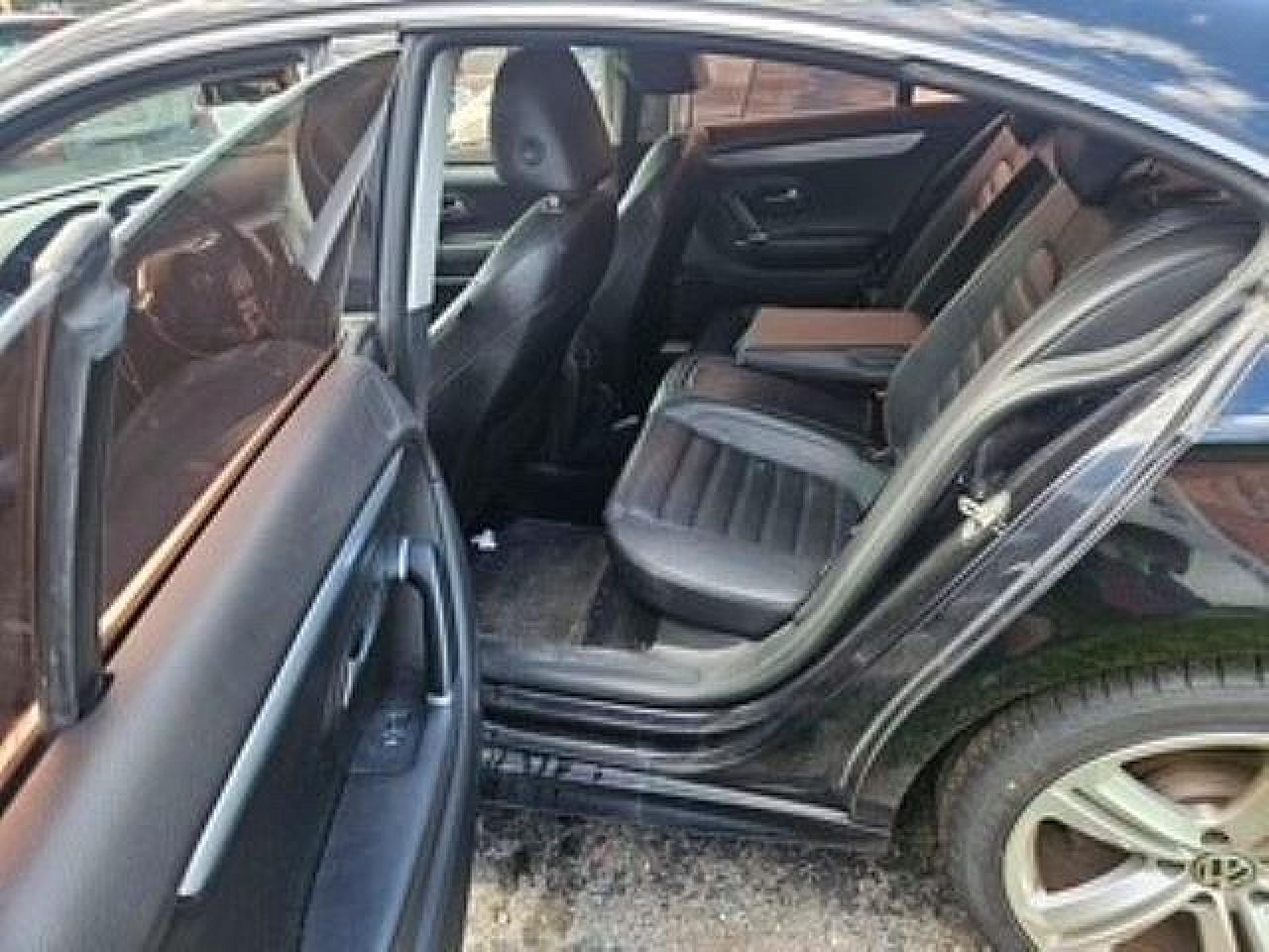2011 Volkswagen Passat Luxury Черный vin: WVWHN9AN1BE706967