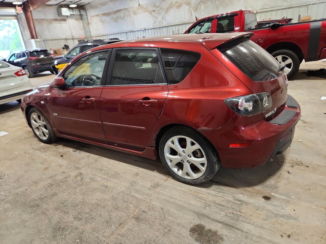 2008 Mazda 3 Hatchback Red vin: JM1BK343381119286