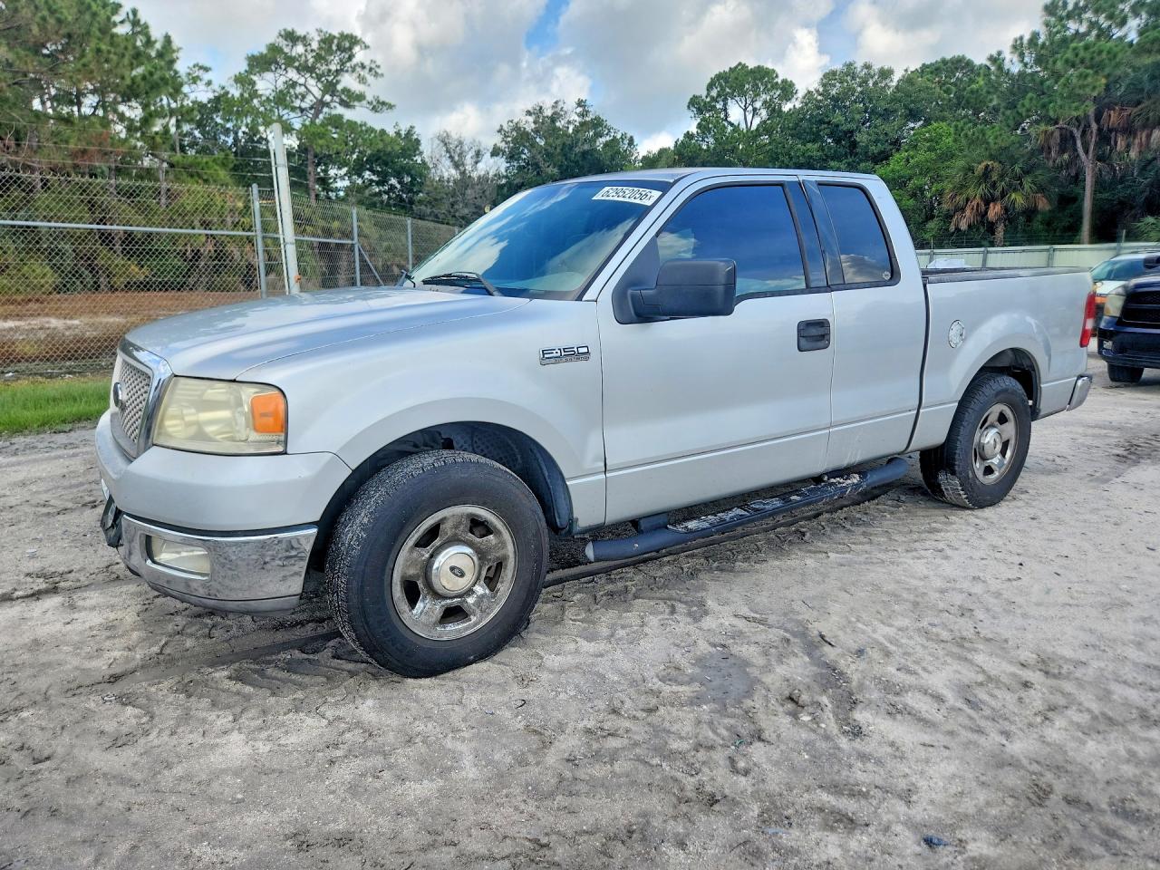 1FTRX12514FA26885