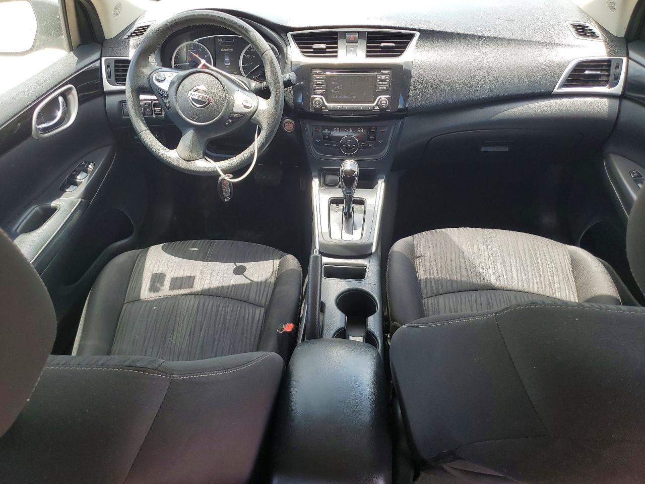 2018 Nissan Sentra Sv White vin: 3N1AB7AP2JY239353