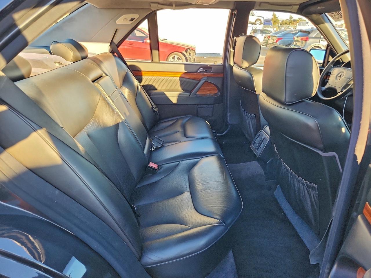 1994 Mercedes-benz S 320 Black vin: WDBGA32EXRA190286
