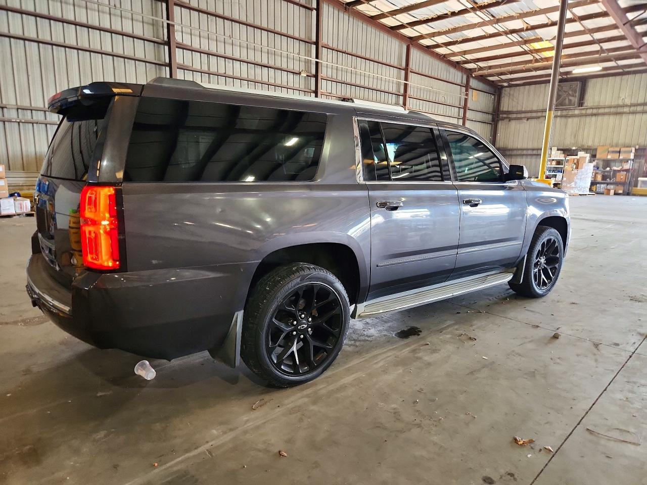 2015 Chevrolet Suburban K1500 Ltz Gray vin: 1GNSKKKC7FR142055