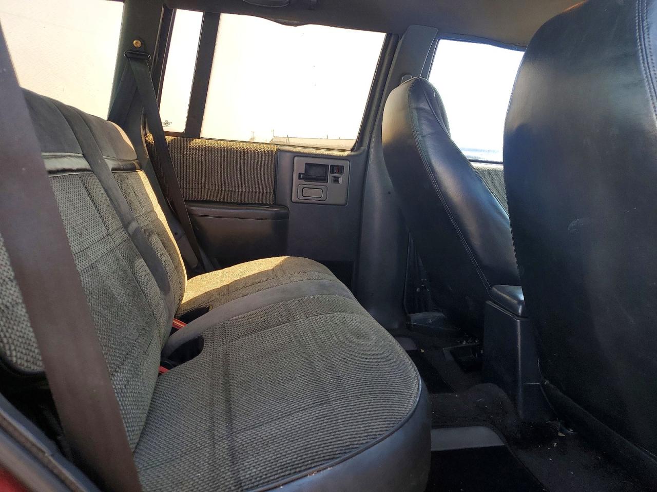 1991 Chevrolet Blazer S10 Burgundy vin: 1GNDT13Z3M2196073