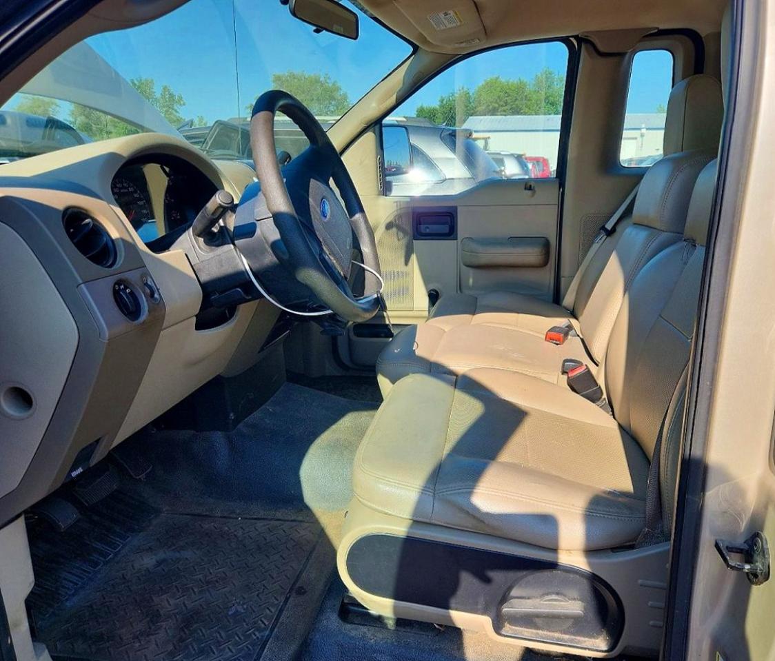 2007 Ford F150 Gold vin: 1FTRF12297NA25258