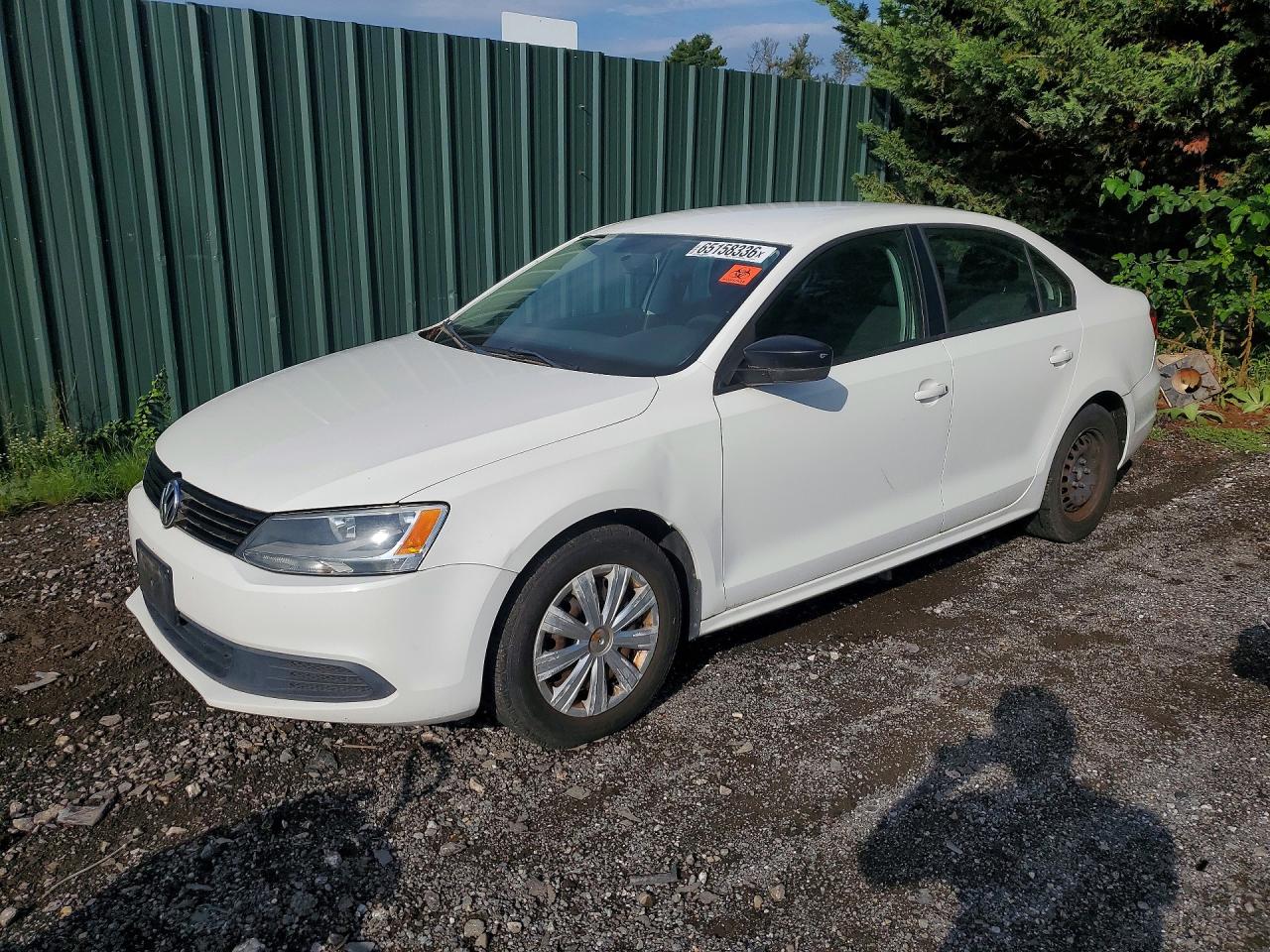 3VW2K7AJ0DM227918