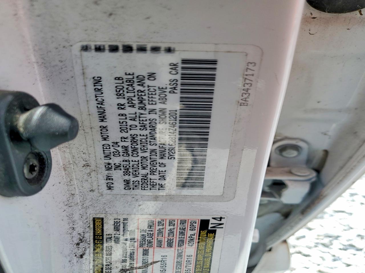 2004 Pontiac Vibe White vin: 5Y2SL62814Z461201