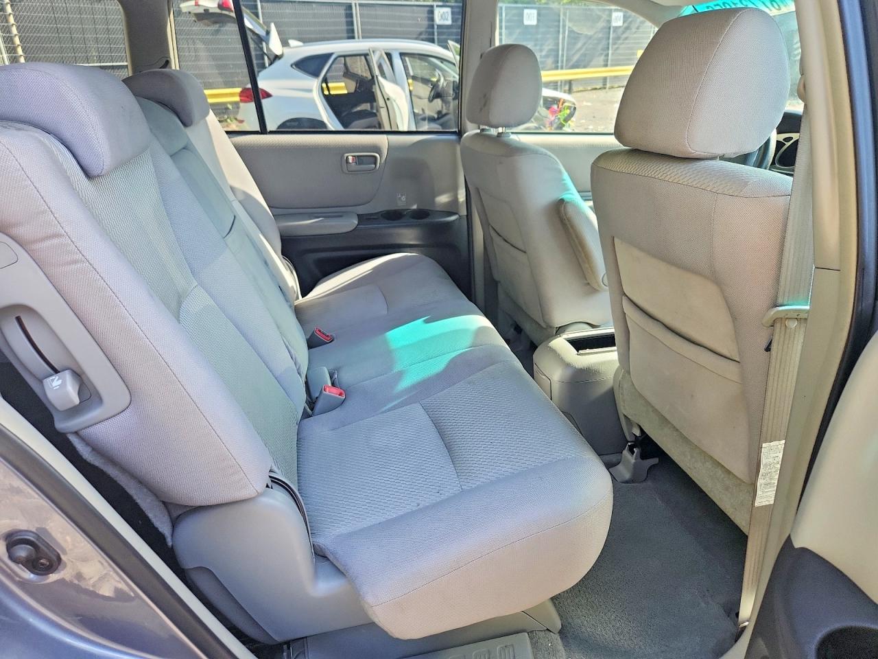 2006 Toyota Highlander Hybrid Blue vin: JTEEW21A560022782
