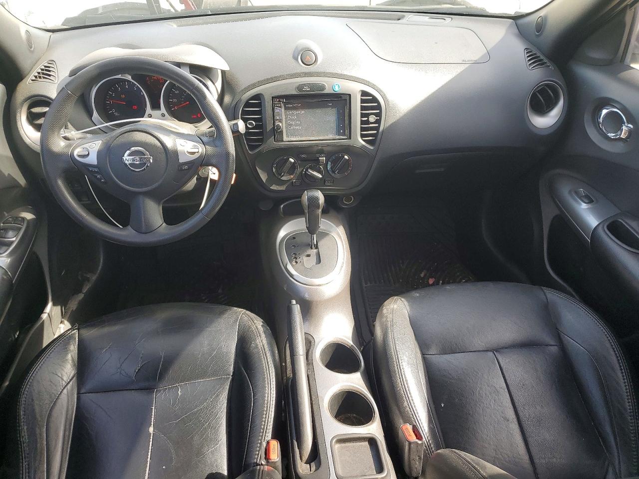 2011 Nissan Juke S White vin: JN8AF5MR8BT000293