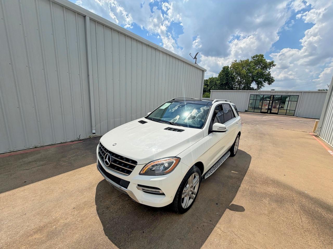 2015 Mercedes-benz Ml 350 White vin: 4JGDA5JB1FA526745